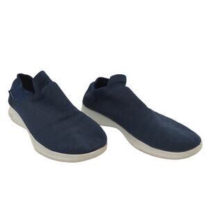 Skechers Size 8 Blue Slip-On Knit Sneakers